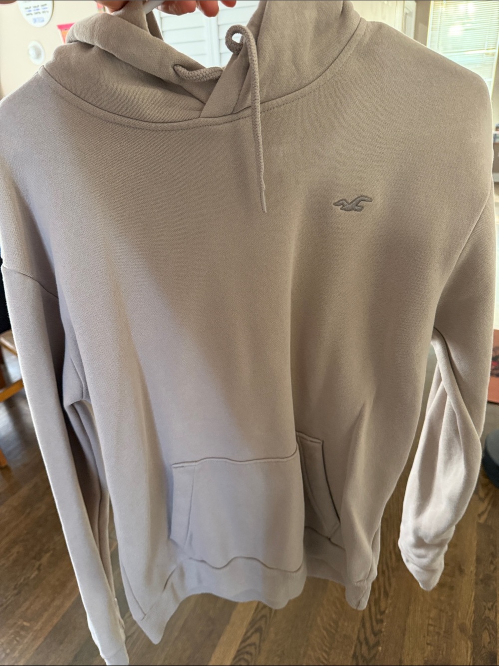 Hollister women’s Taupe Pullover Hoodie